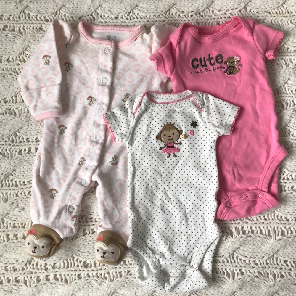 Carter’s Newborn Adorable Monkey Bundle
